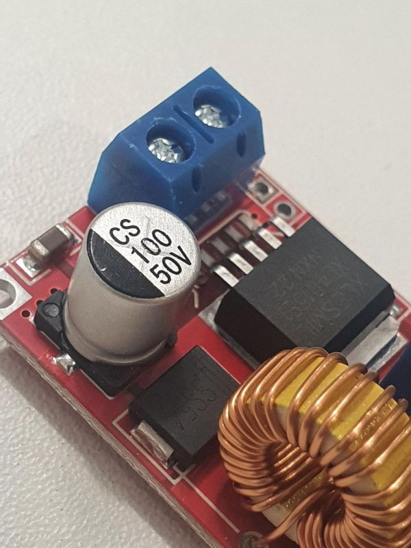 Імпульсний DC-DC знижувальний перетворювач на XL4015, вх. 5-32В, вих. 1,25-30В, Іcтаб.рег. 0-5А,