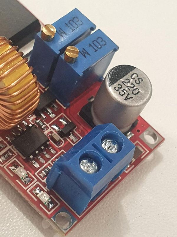 Імпульсний DC-DC знижувальний перетворювач на XL4015, вх. 5-32В, вих. 1,25-30В, Іcтаб.рег. 0-5А,