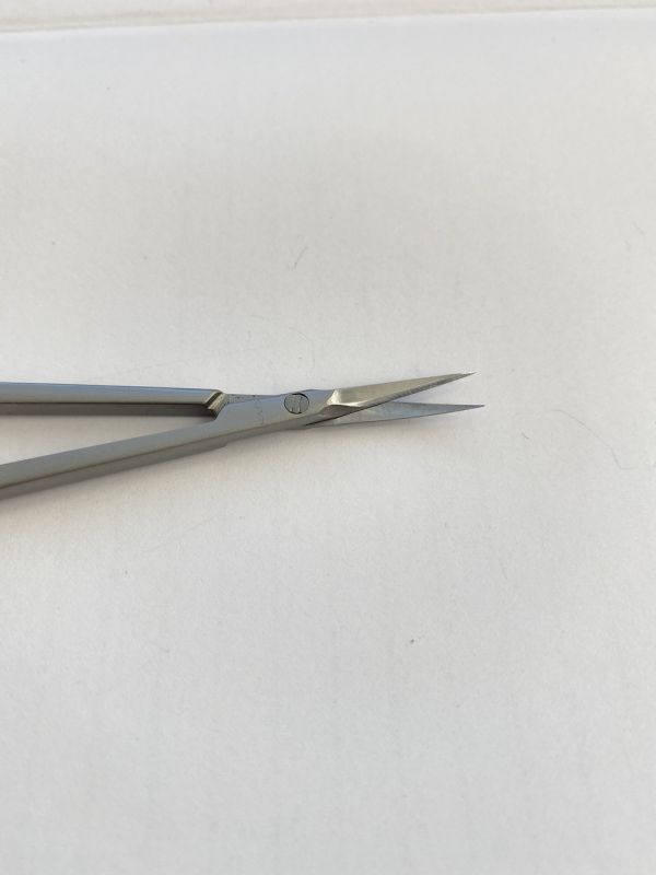 Маникюрные ножницы для кутикулы LBS 22 мм