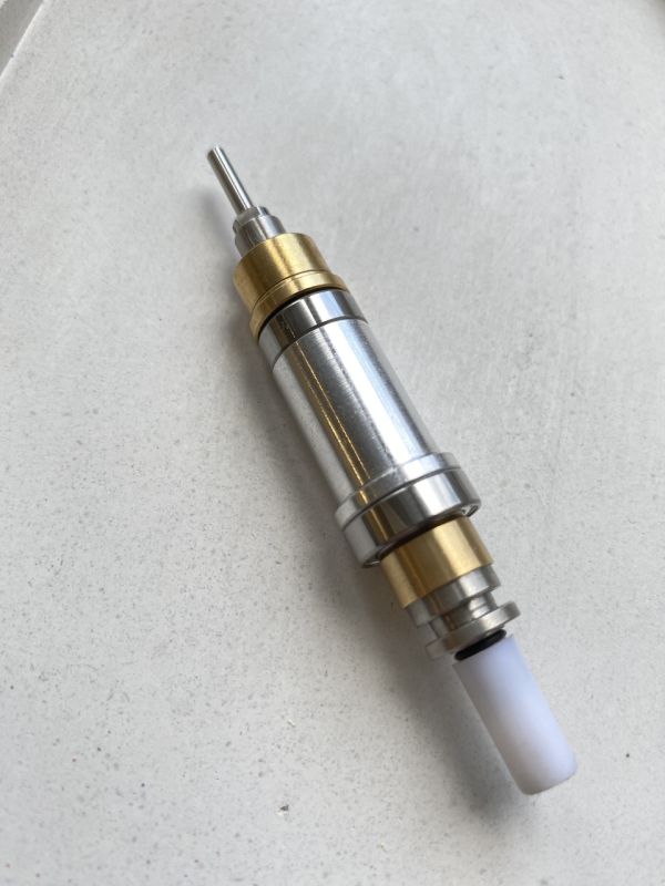 Цанговий вузол у зборі Strong 102L