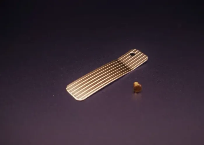 Звукова пластина + гвинт (золото) для запальнички Dupont Line 2